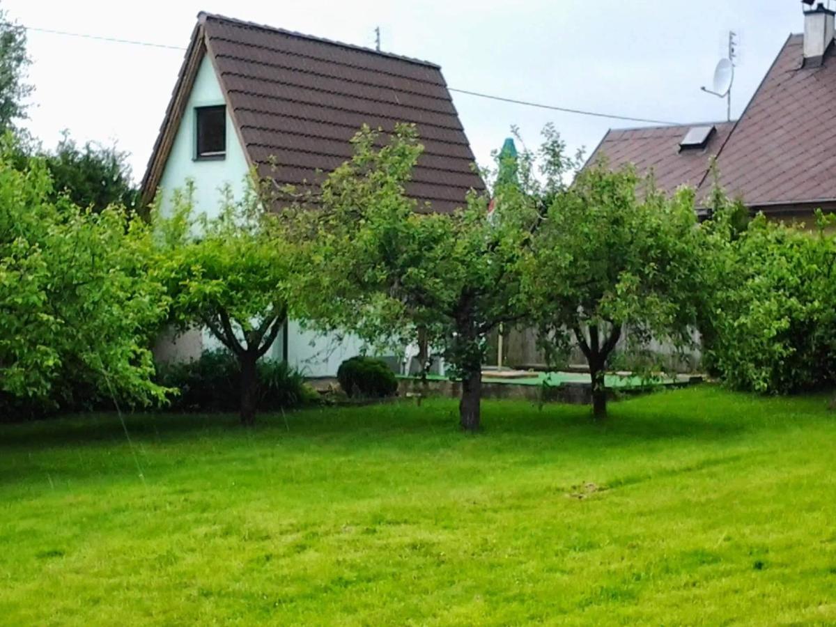 Chaty V Ceskem Raji U Prachovskych Skal - Mala Chata Pro 4 - Velka Chata Pro Az 7 Osob - Ubytovani V Soukromi Jicin Exterior photo